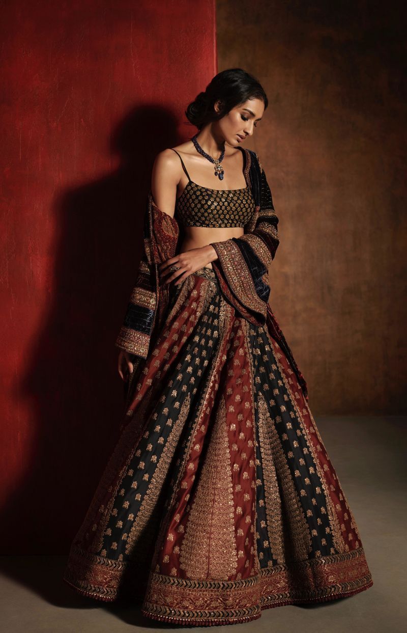 Real Brides Who Picked Marwar Couture Lehengas & Looked Like Royalties |  WeddingBazaar